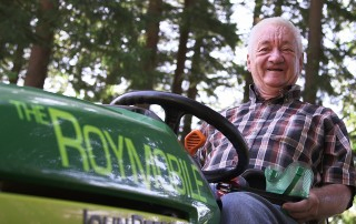 Roy on the Roymobile
