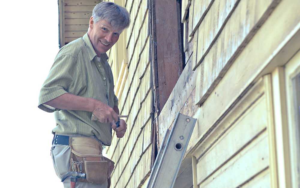 Ed Volunteers Repairing Barn